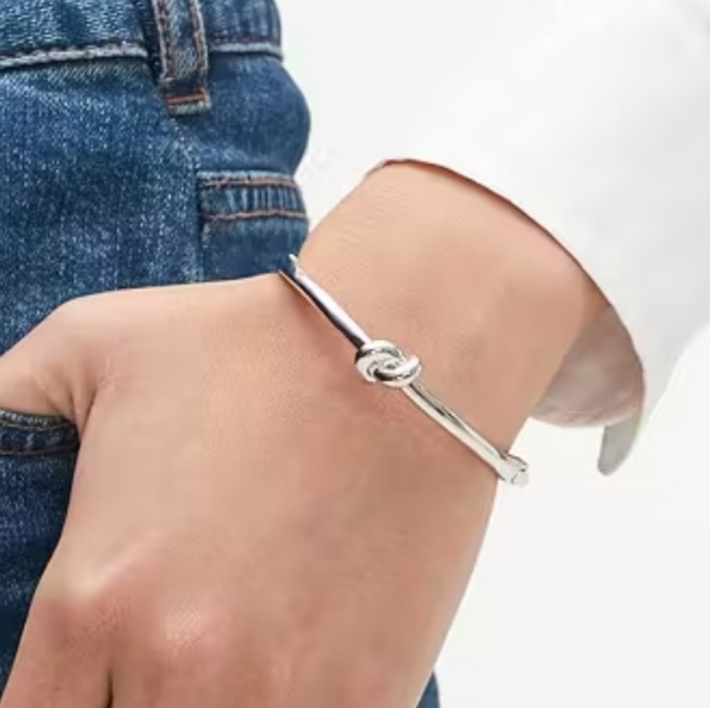 Kate Spade New York Sailor's Knot Hinge Bracelet New Silvertone‎